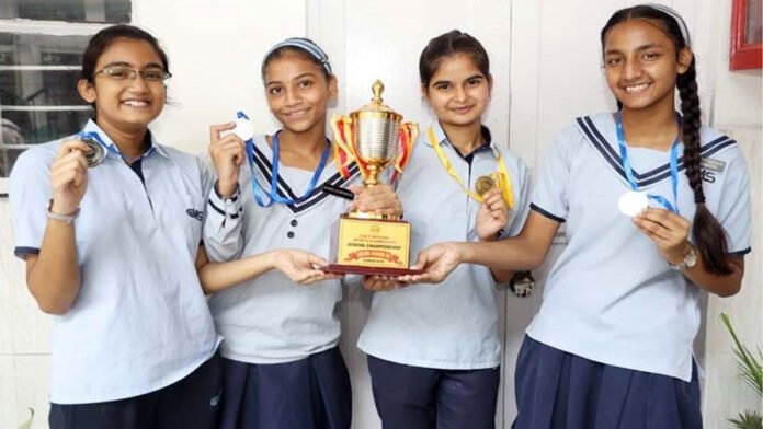 CMS छात्र टीम ने जीती बॉक्सिंग चैम्पियनशिप