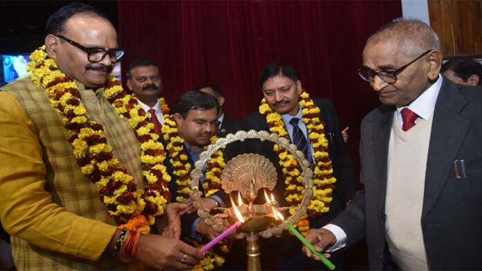 छात्रों को वैज्ञानिक सोच व वैश्विक दृष्टिकोण प्रदान करने में सक्षम है इसरो स्पेस प्रदर्शनी- ब्रजेश पाठक