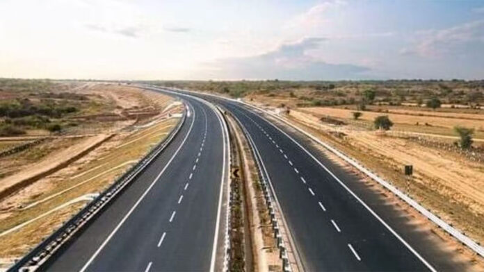 Solar Expressway: उत्तर प्रदेश में बनेगा देश का पहला सोलर एक्सप्रेसवे