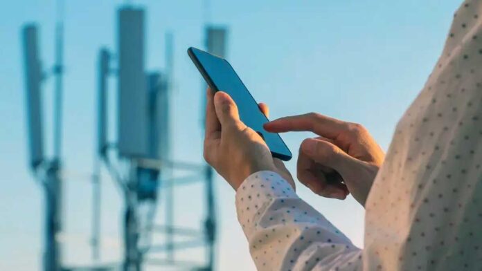 क्यों जल्दी खत्म हो जाता है मोबाइल डेटा? बिना प्लान बदले ऐसे बचाएं Mobile Data, अपनाएं ये स्मार्ट ट्रिक्स