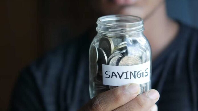 Smart Money Saving Tips: बिना कंजूसी भी बढ़ा सकते हैं बचत, अपनाएं ये Smart Financial Planning के आसान तरीके